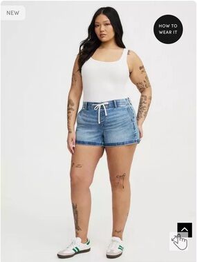 Torrid 3.5" Weekend Mid-Rise Short